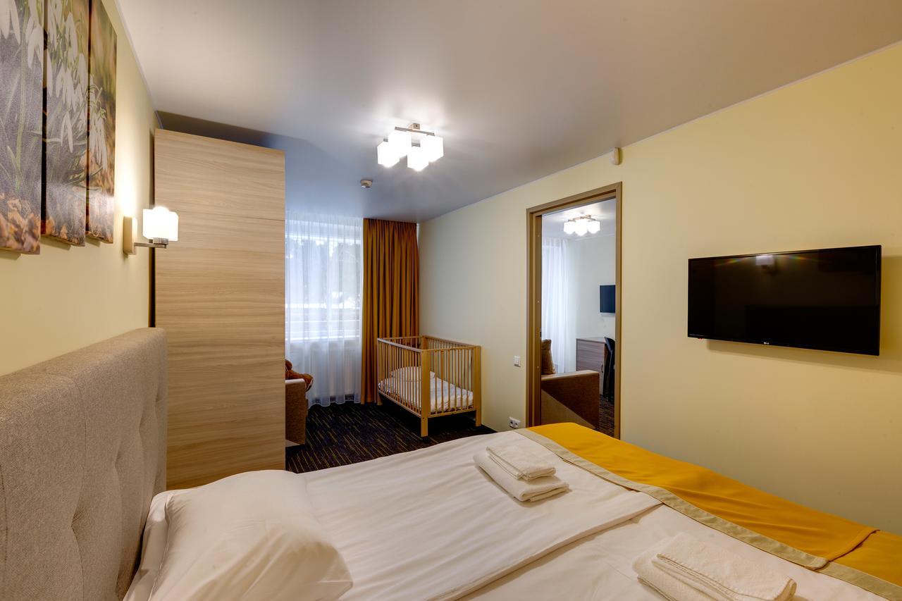 Liivarand Hotel Narva-Jõesuu Exterior foto